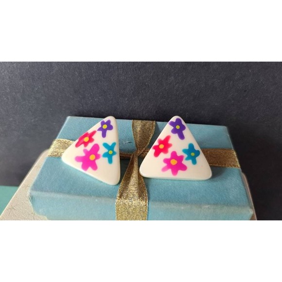 80s Triangular Floral Earrings - Picture 2 of 10